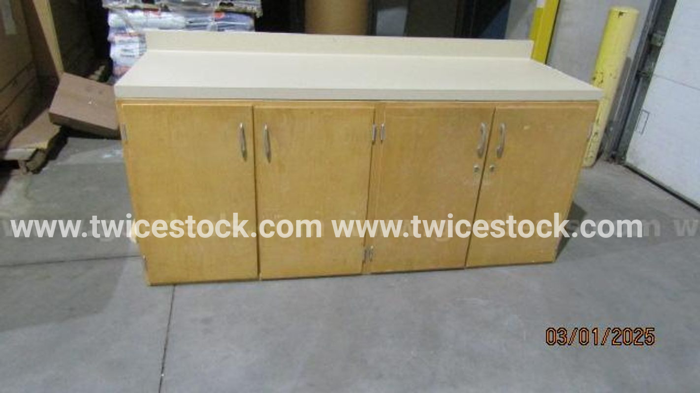 Base cabinet